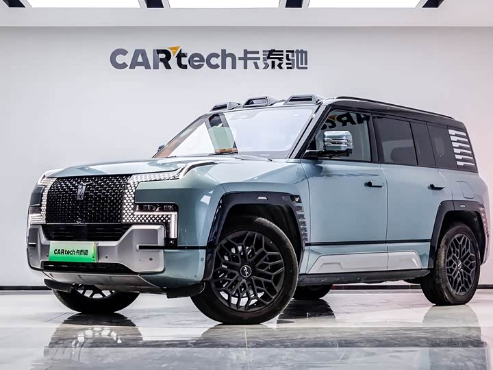 Фото 1 - BYD Yangwang U8