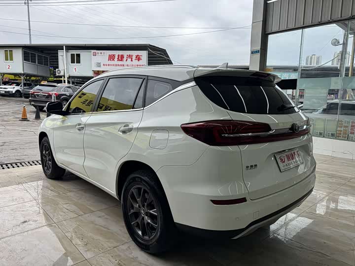 Фото 8 - BYD Song