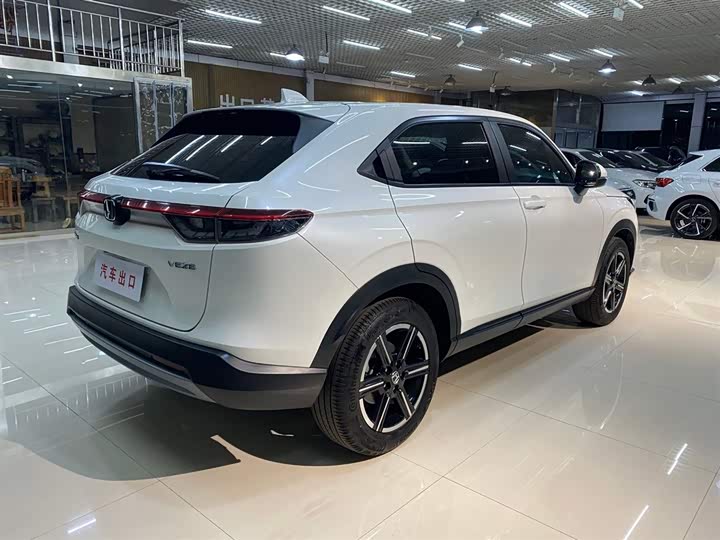 Фото 4 - Honda Vezel