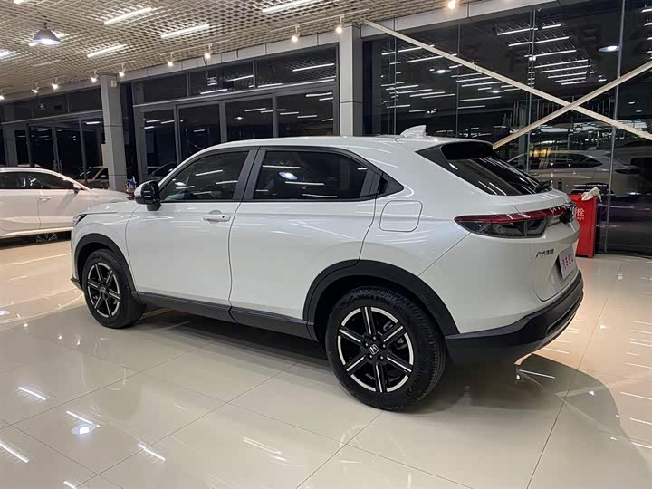 Фото 6 - Honda Vezel