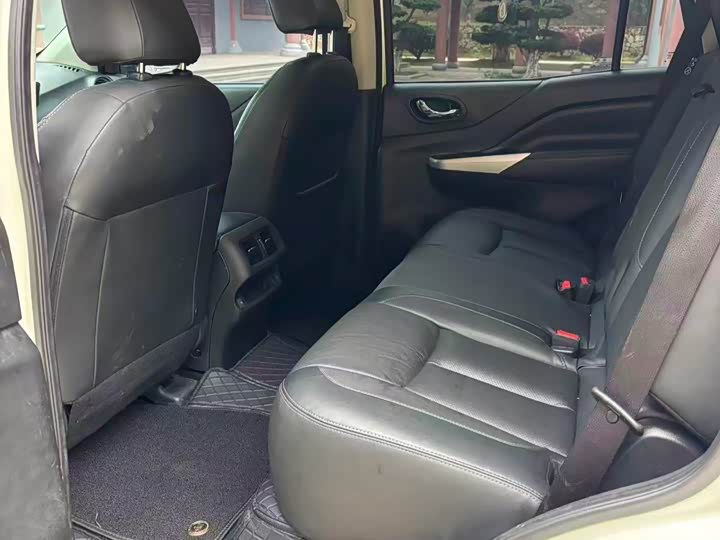 Фото 8 - Nissan Terra