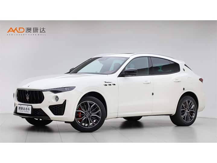 Фото 1 - Maserati Levante