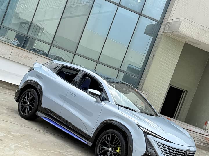 Фото 3 - Changan UNI-T