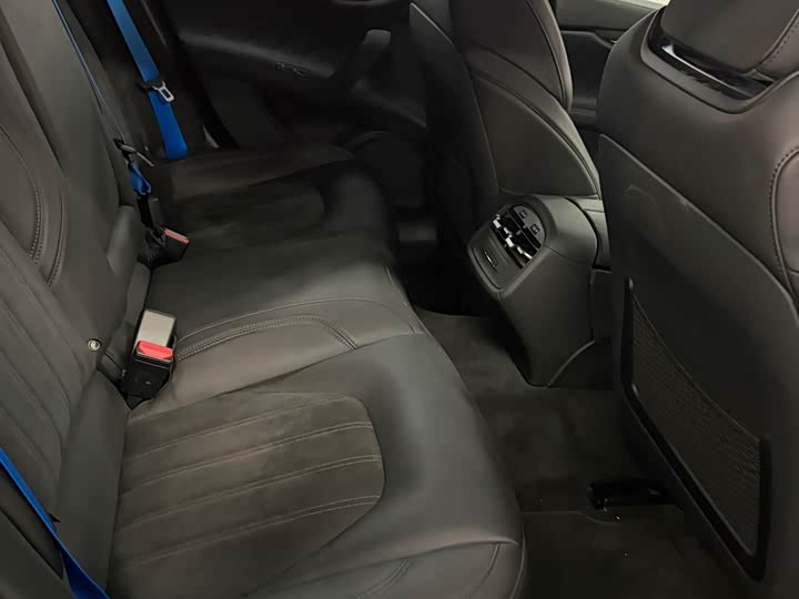 Photo 4 - Maserati Ghibli