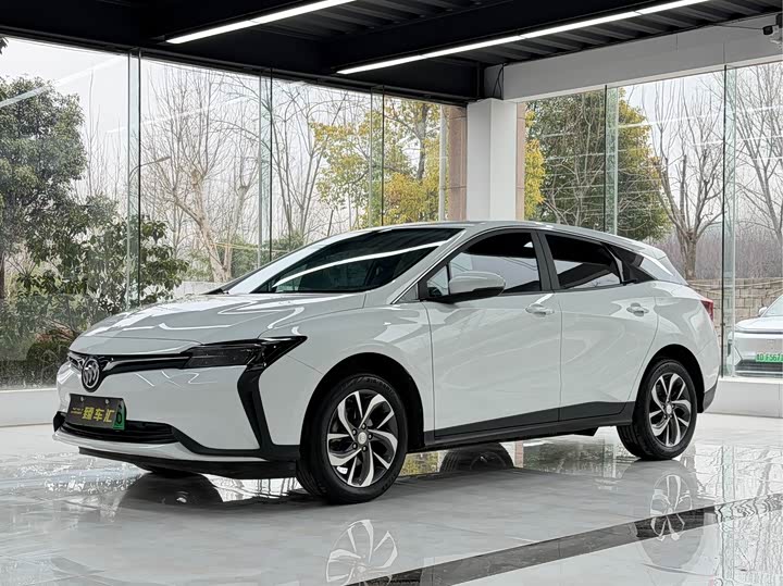 Фото 1 - Buick Velite 6