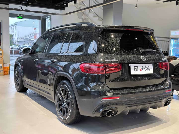 Фото 6 - Mercedes-Benz GLB-Class AMG