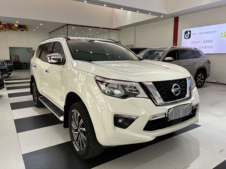 Фото 7 - Nissan Terra