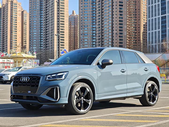 Фото 2 - Audi Q2L