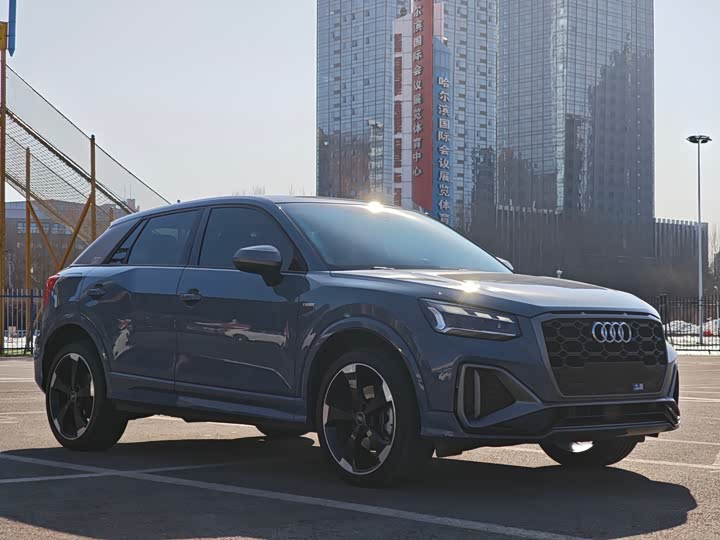 Фото 4 - Audi Q2L