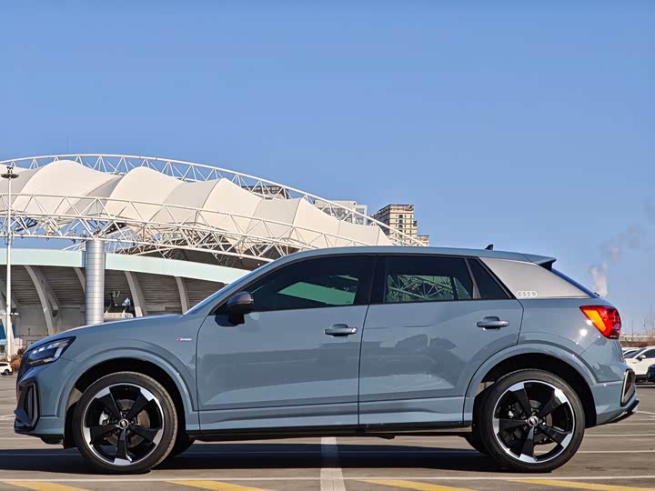 Фото 5 - Audi Q2L