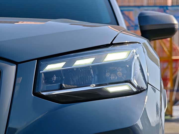 Фото 8 - Audi Q2L