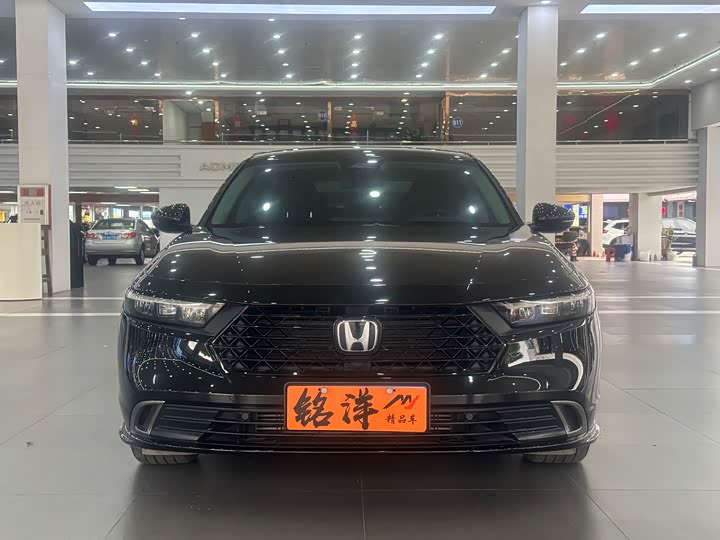 Photo 2 - Honda Accord