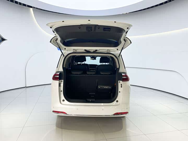 Фото 6 - GAC Trumpchi M6