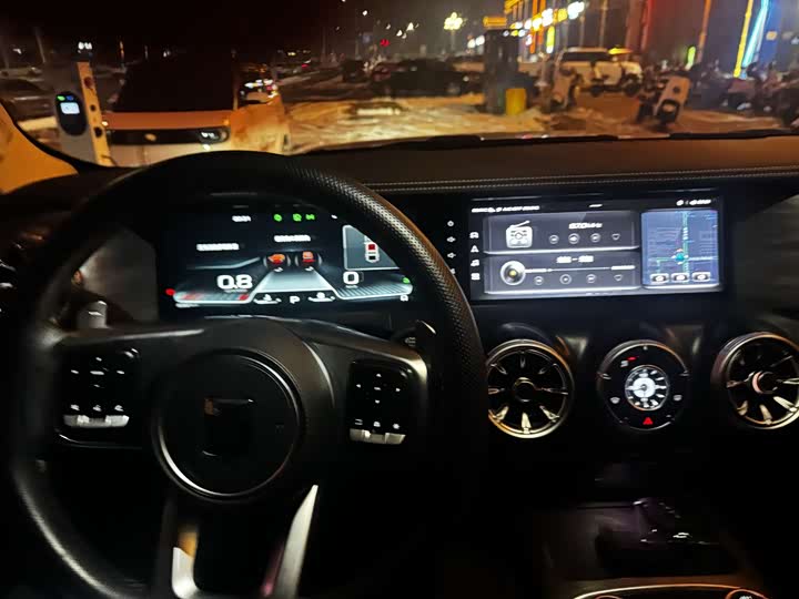 Фото 9 - Tank 300