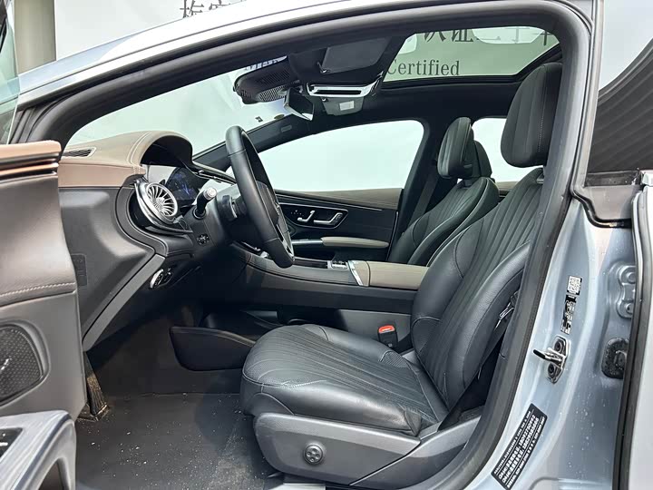 Фото 7 - Mercedes-Benz EQS