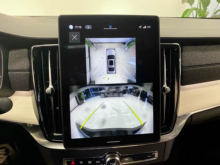 Фото 8 - Volvo S90