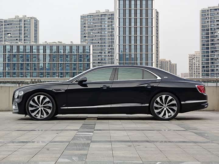 Фото 7 - Bentley Flying Spur