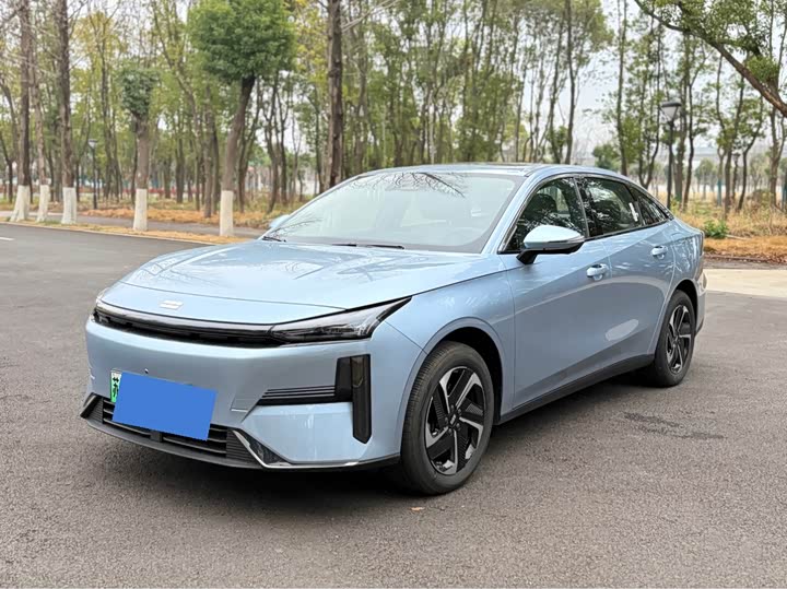 Фото 1 - Geely Galaxy L6