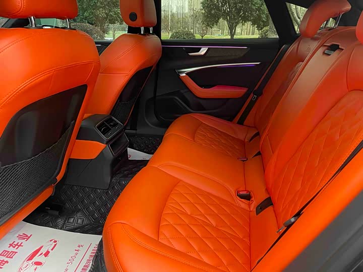 Фото 9 - Audi A7