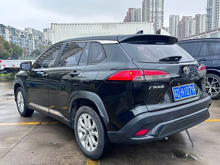 Photo 6 - Toyota Frontlander