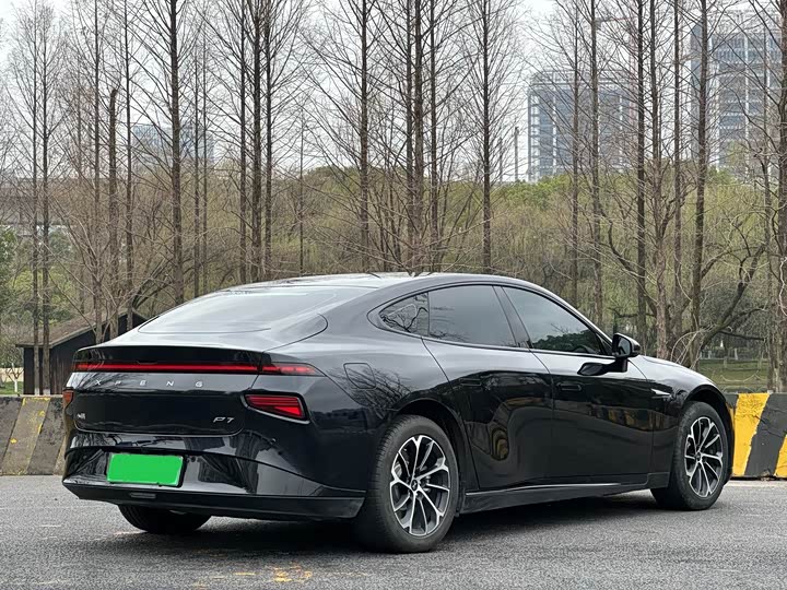 Фото 7 - XPeng P7