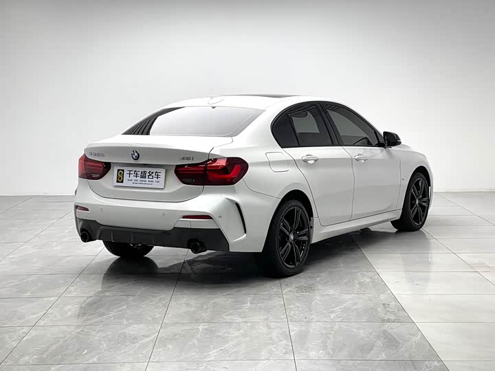 Фото 6 - BMW 1 Series