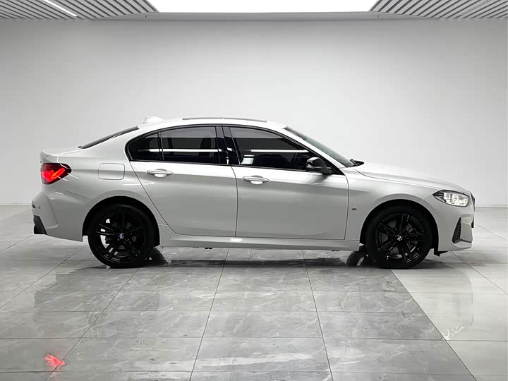 Фото 8 - BMW 1 Series