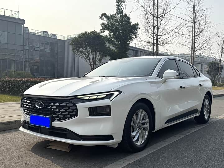 Фото 1 - Ford Mondeo