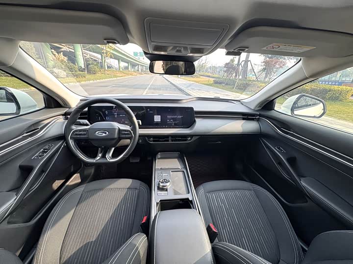 Фото 4 - Ford Mondeo