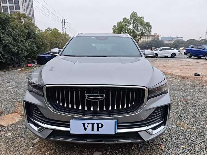 Фото 2 - Geely Monjaro