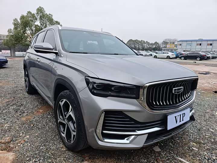 Фото 3 - Geely Monjaro