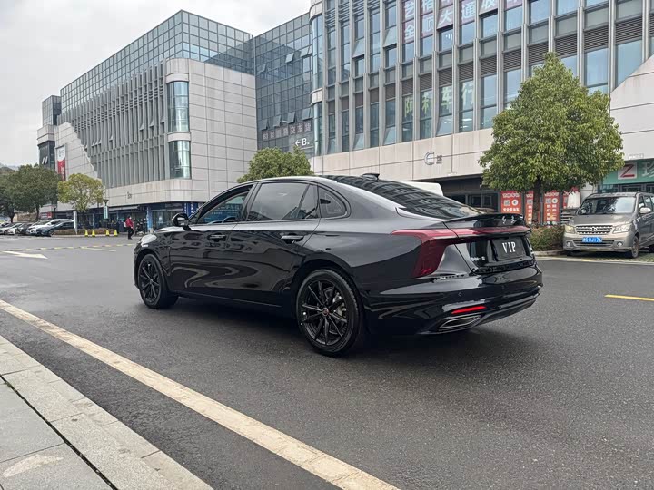 Фото 8 - Hongqi H5