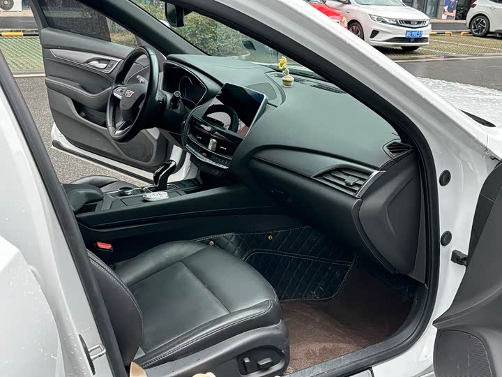 Photo 5 - Cadillac CT5