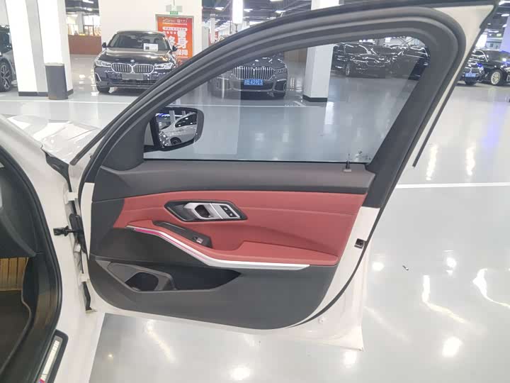 Фото 5 - BMW 3 Series