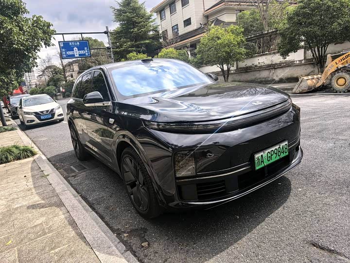 Фото 2 - LiXiang L7