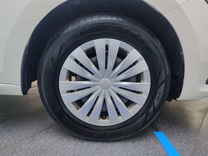 Photo 6 - Volkswagen Santana