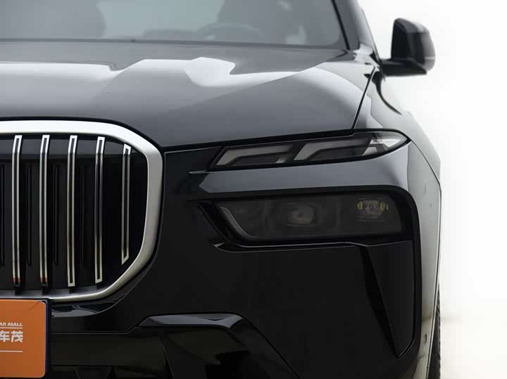Фото 3 - BMW X7