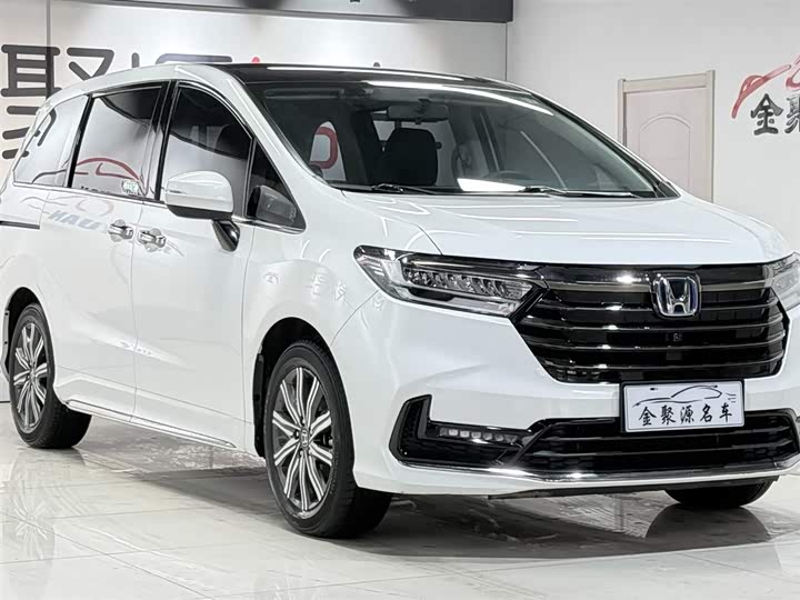 Фото 3 - Honda Odyssey
