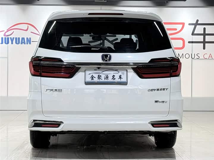 Фото 5 - Honda Odyssey