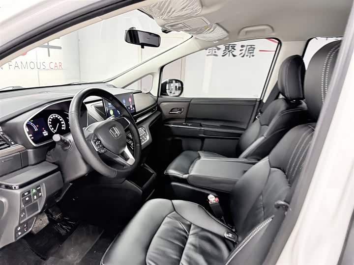 Фото 8 - Honda Odyssey