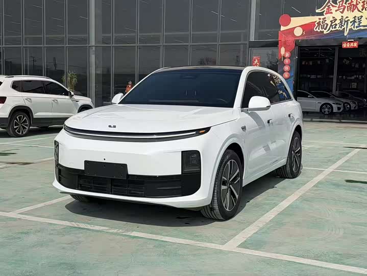 Фото 1 - LiXiang L6