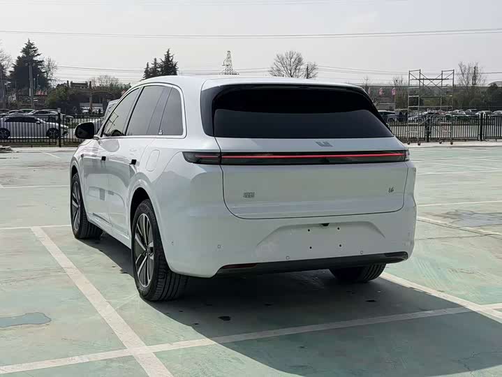 Фото 7 - LiXiang L6