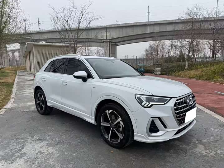 Фото 3 - Audi Q3