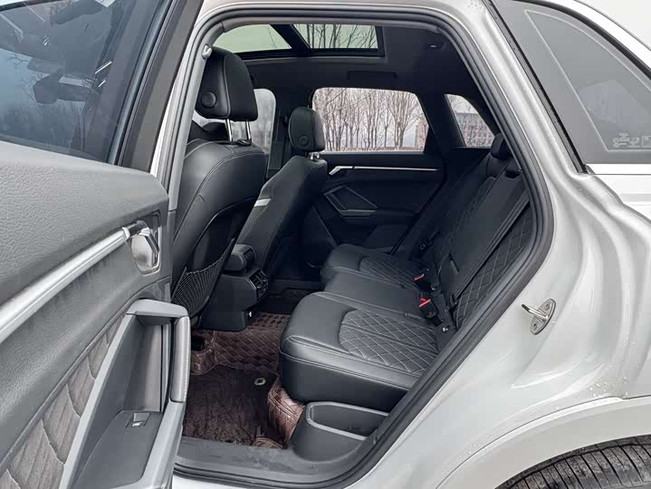 Фото 5 - Audi Q3