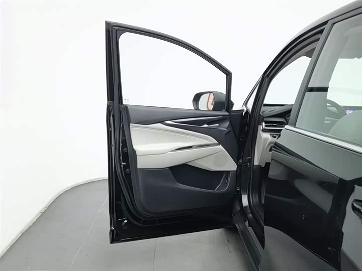 Фото 8 - Maxus G50