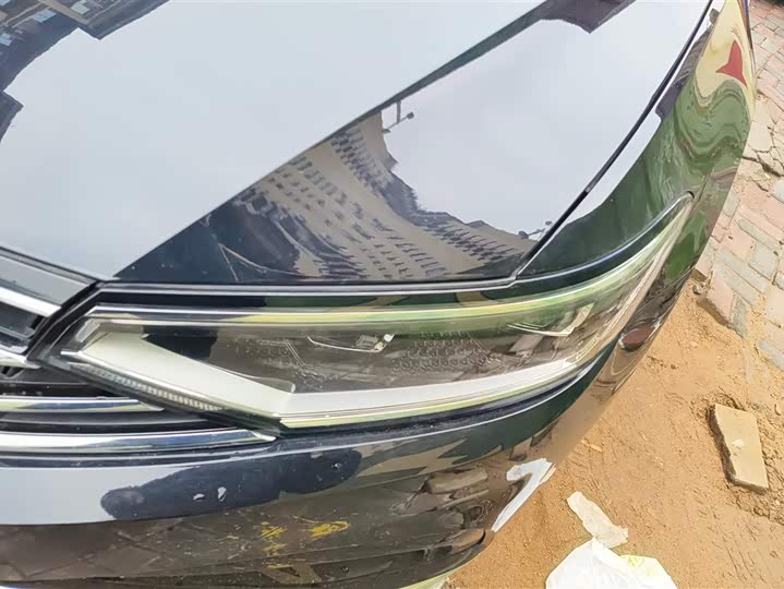 Фото 5 - Volkswagen Magotan