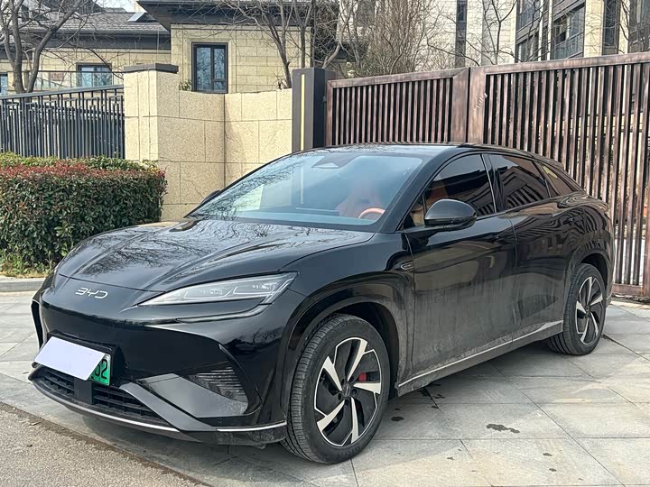 Фото 2 - BYD Sea Lion 07 EV