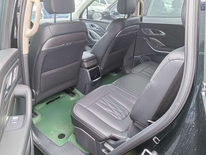 Photo 8 - Hongqi HS7 Hybrid