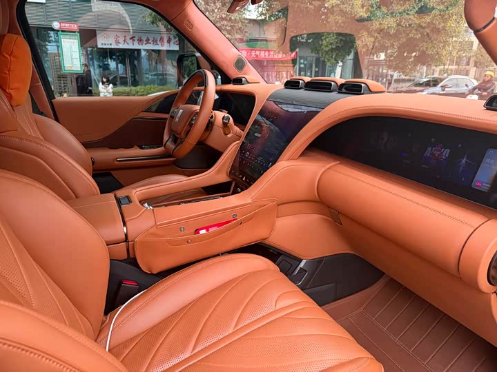 Фото 6 - BYD Yangwang U8