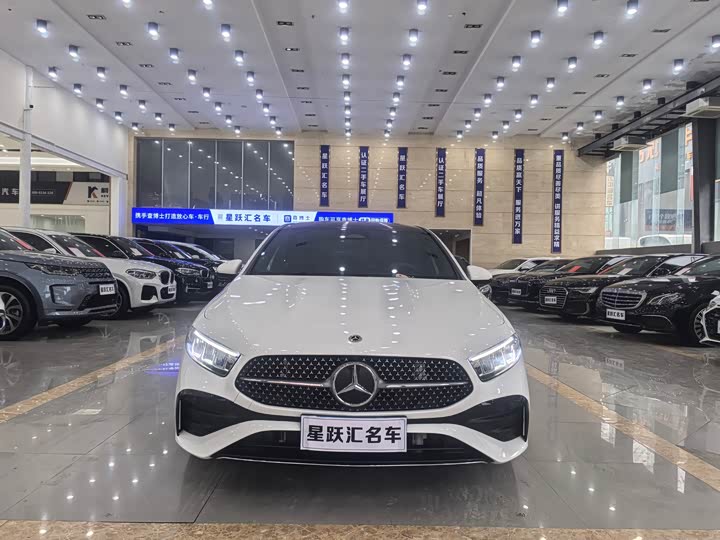 Фото 2 - Mercedes-Benz A-Class